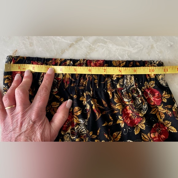 SWEETLEGS skull leggings - Picture 5 of 5